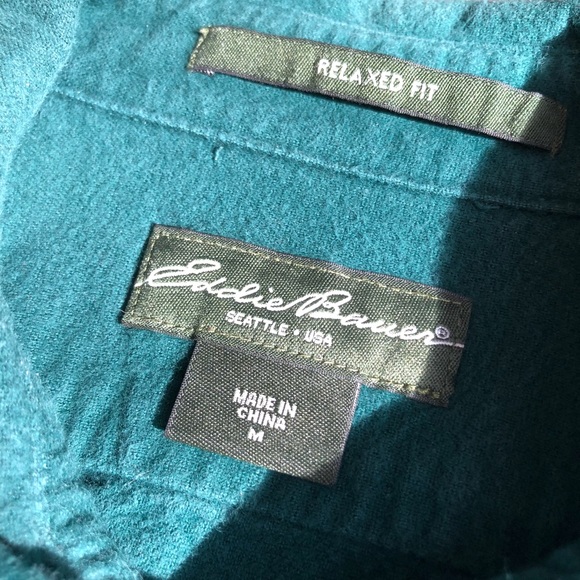 Men’s Eddie Bauer Green Button Up Shirt - Picture 3 of 8